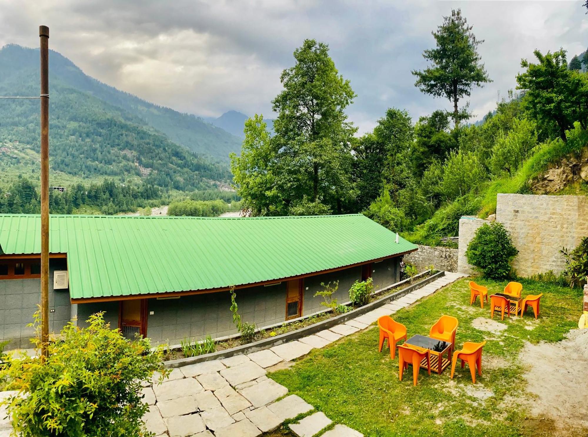 Snow Clad Riverview Hotel & Resort, Manali - Manali (Himachal Pradesh) — Photos 3